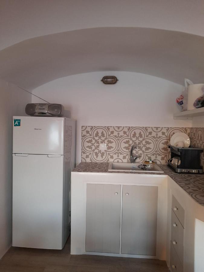Milos By The Sea - Eco House Pláka Mílu Kültér fotó
